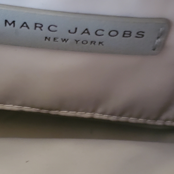 Marc Jacobs Grey Crossbody - Picture 2 of 5